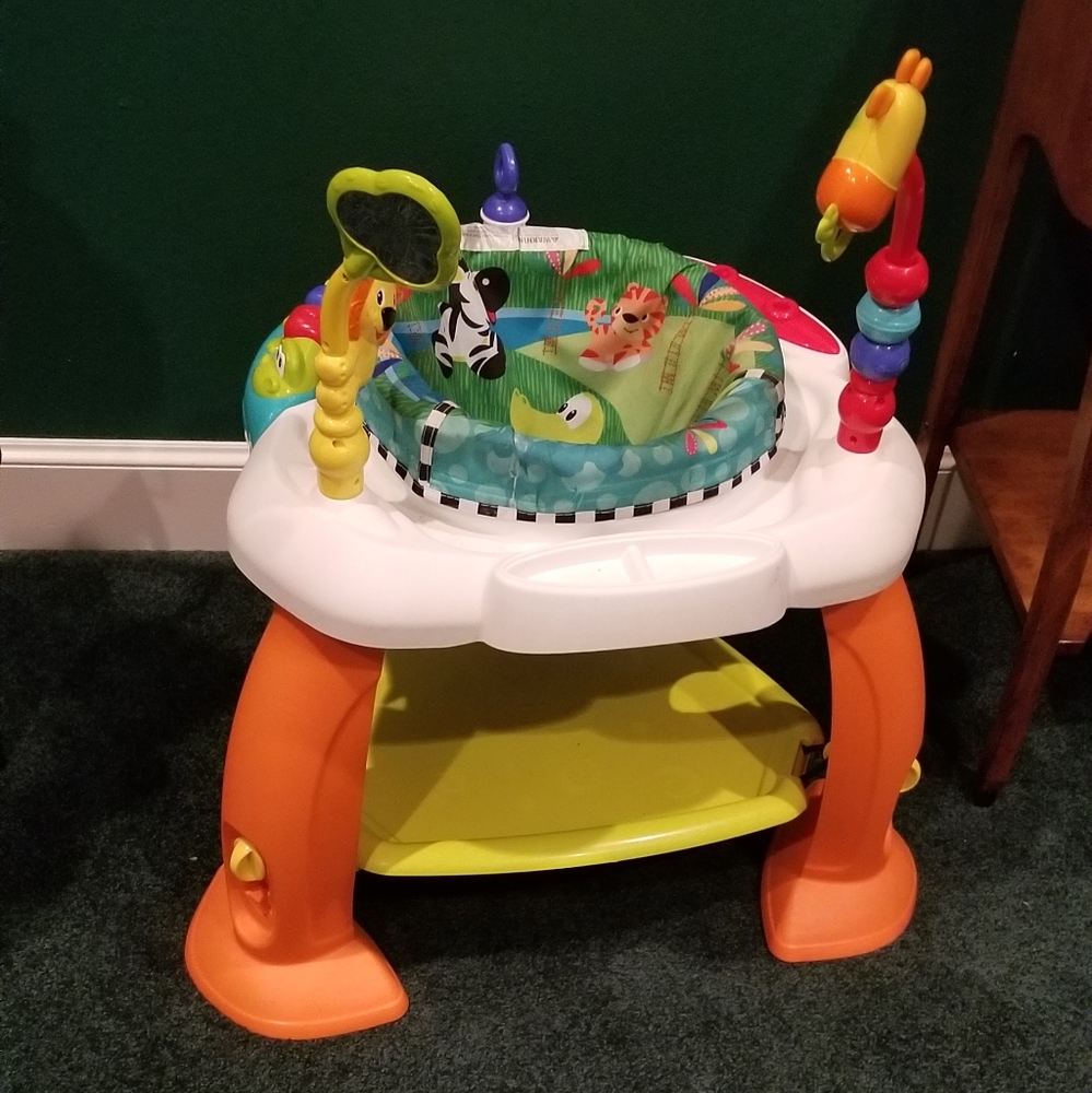 Exersaucer/walker